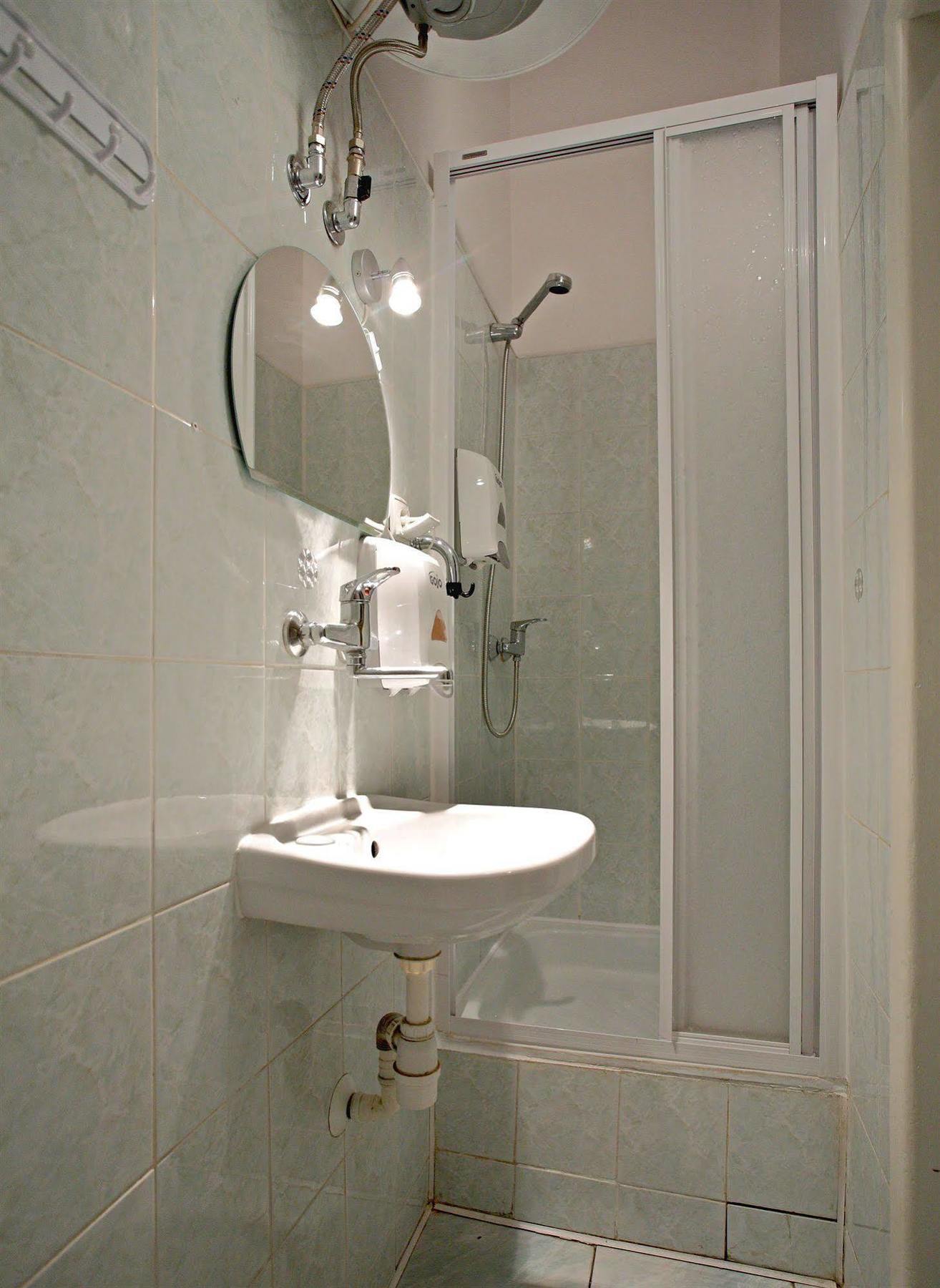 Enigma Hostel Красков Екстериор снимка