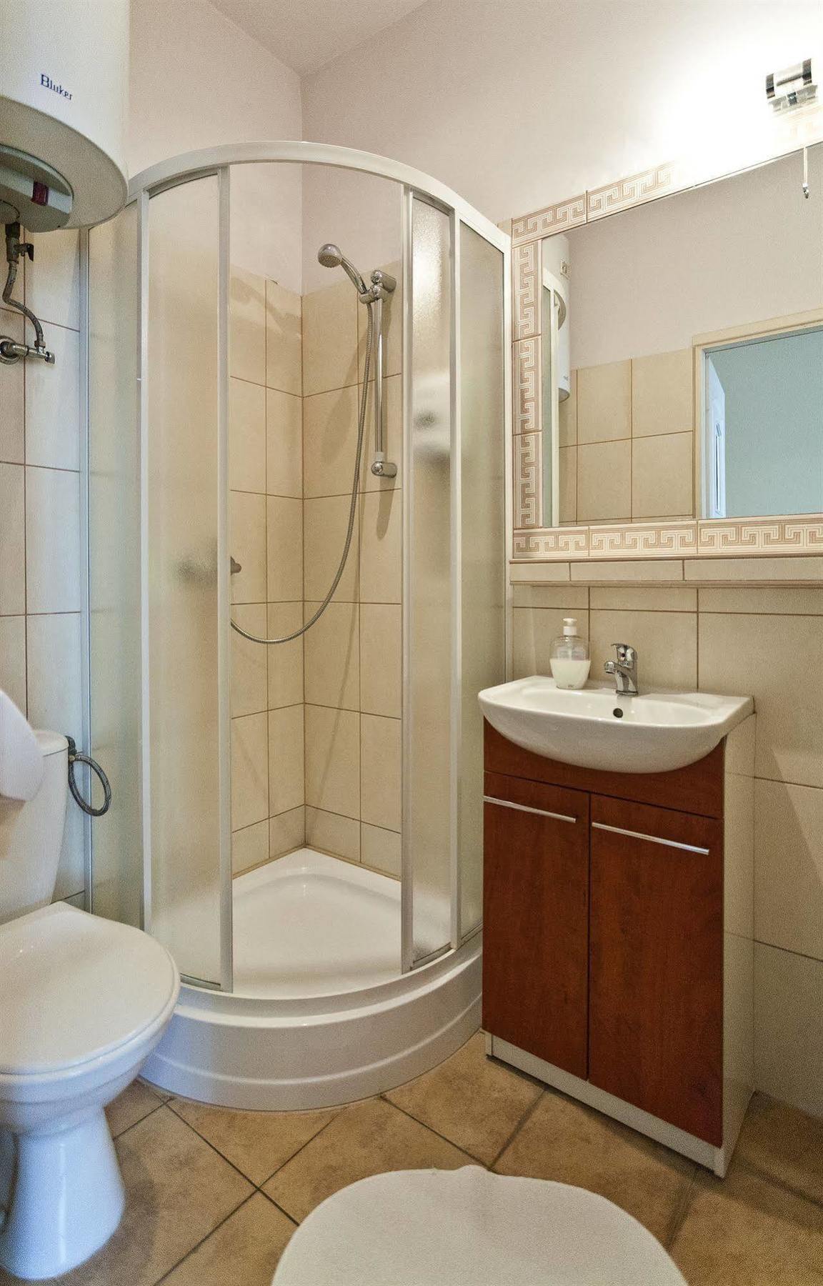 Enigma Hostel Красков Екстериор снимка