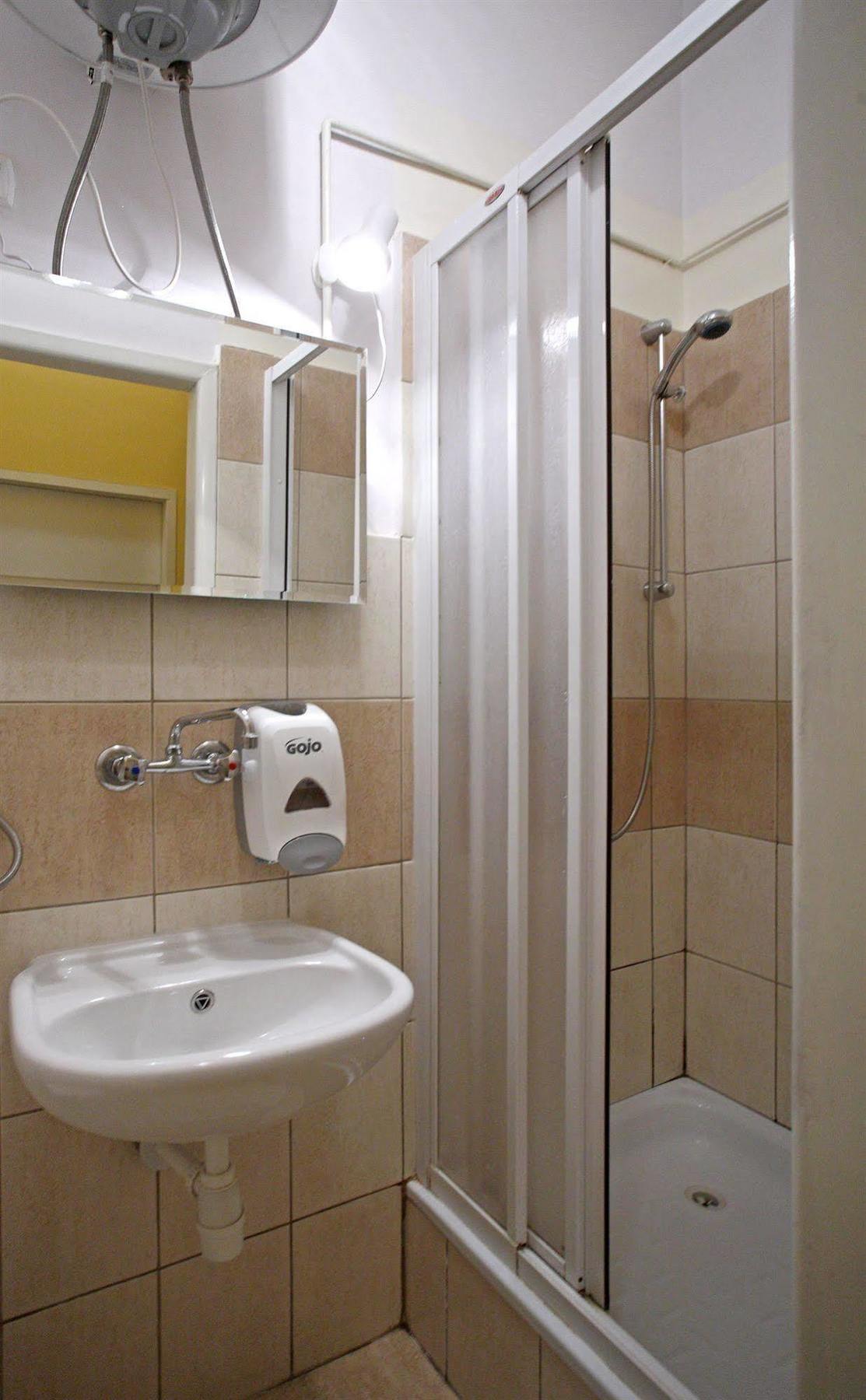 Enigma Hostel Красков Екстериор снимка